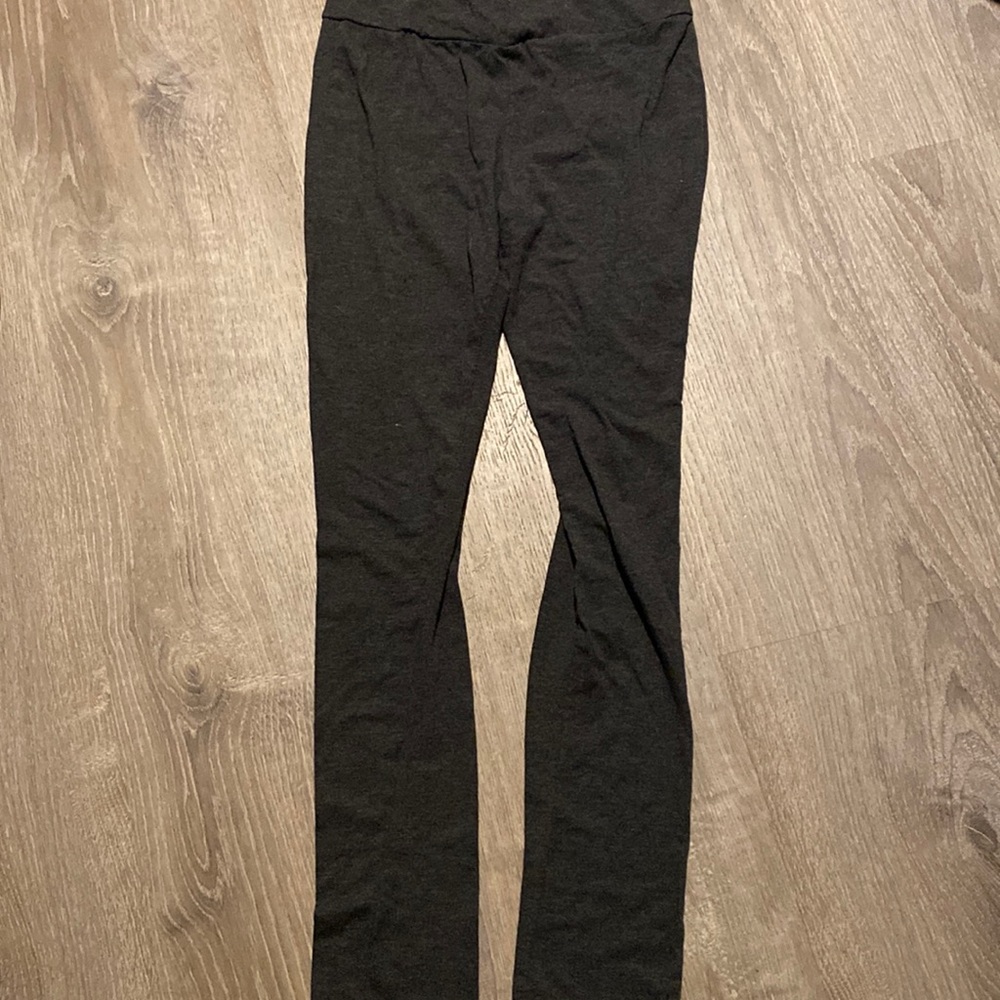 Gray leggings L